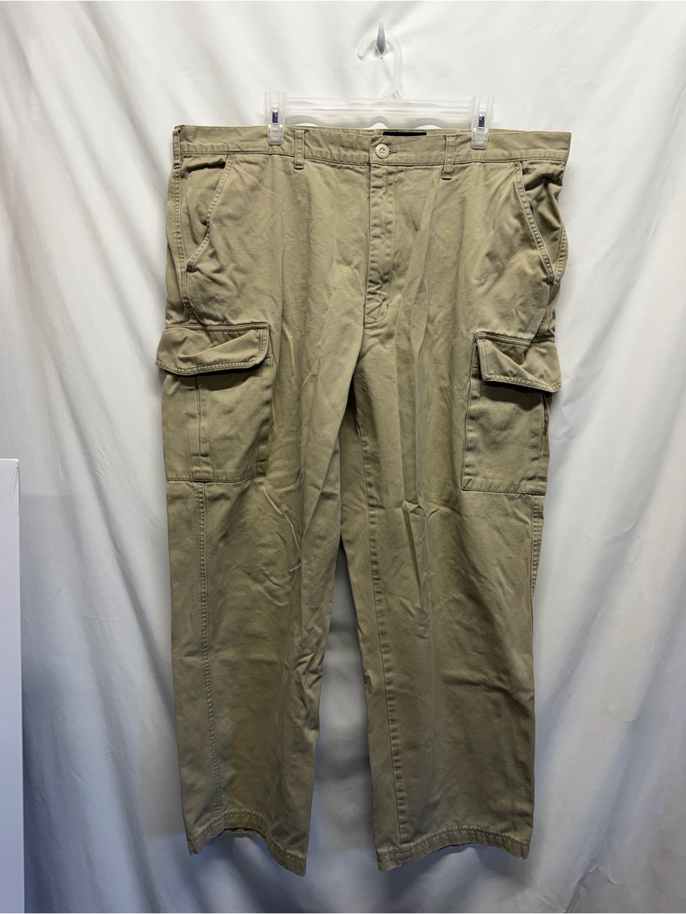 Eddie Bauer Men’s Cargo Pants Size 42